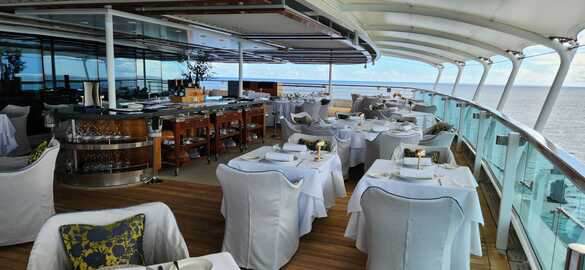 Seabourn Encore & Ovation - Solis 3.jpg